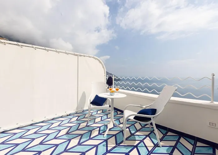Aurora Luxury Seaview