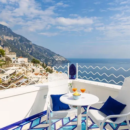 Aurora Luxury Seaview *